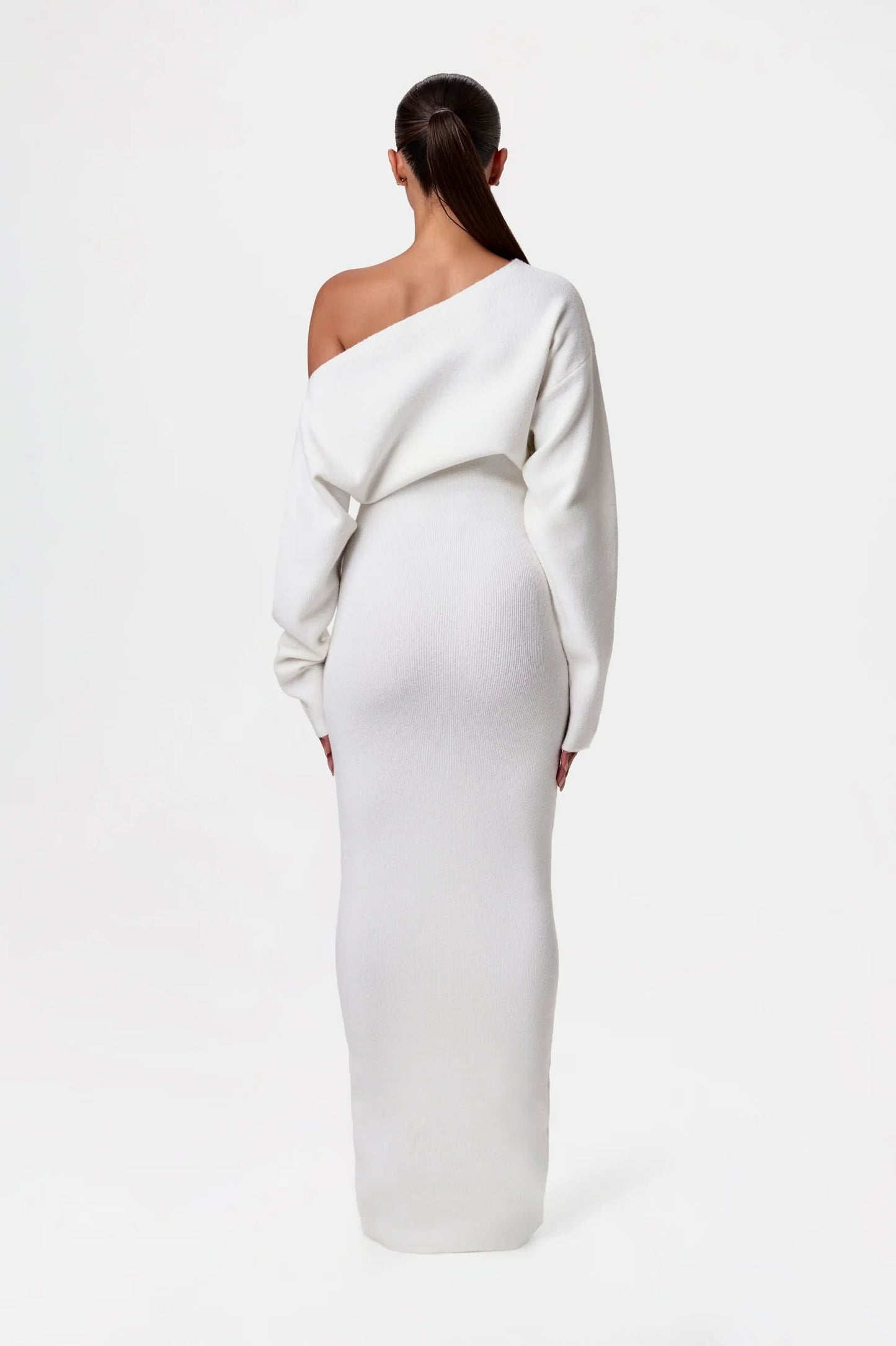 EffortlessMuse™ Off-Shoulder Maxi Dress